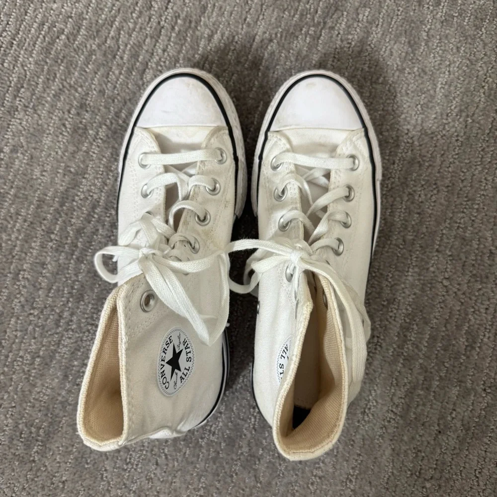 Converse Chuck Taylor All Star Lift High Top Sneakers, Size 6 - Picture 5 of 10